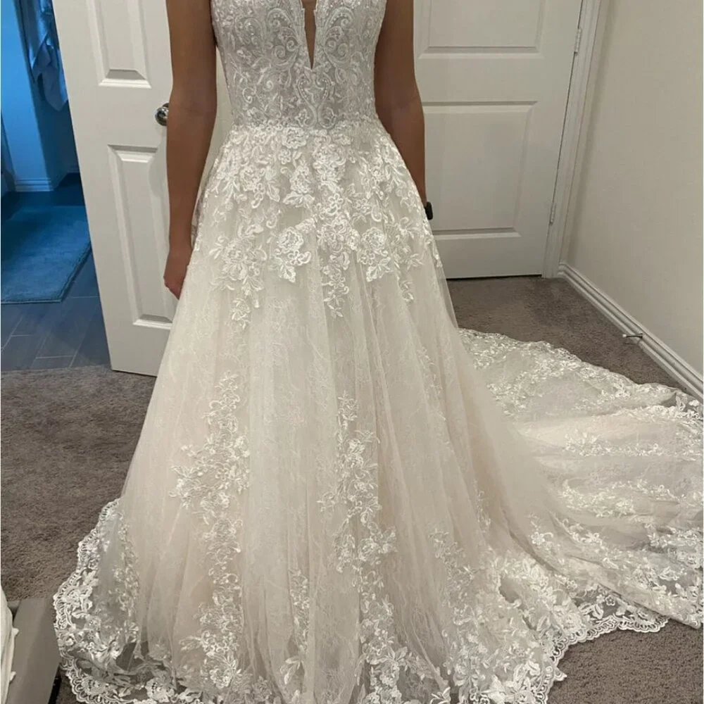 Maggie Sottero Tennyson Cream Lace Wedding Dress - Picture 4 of 6